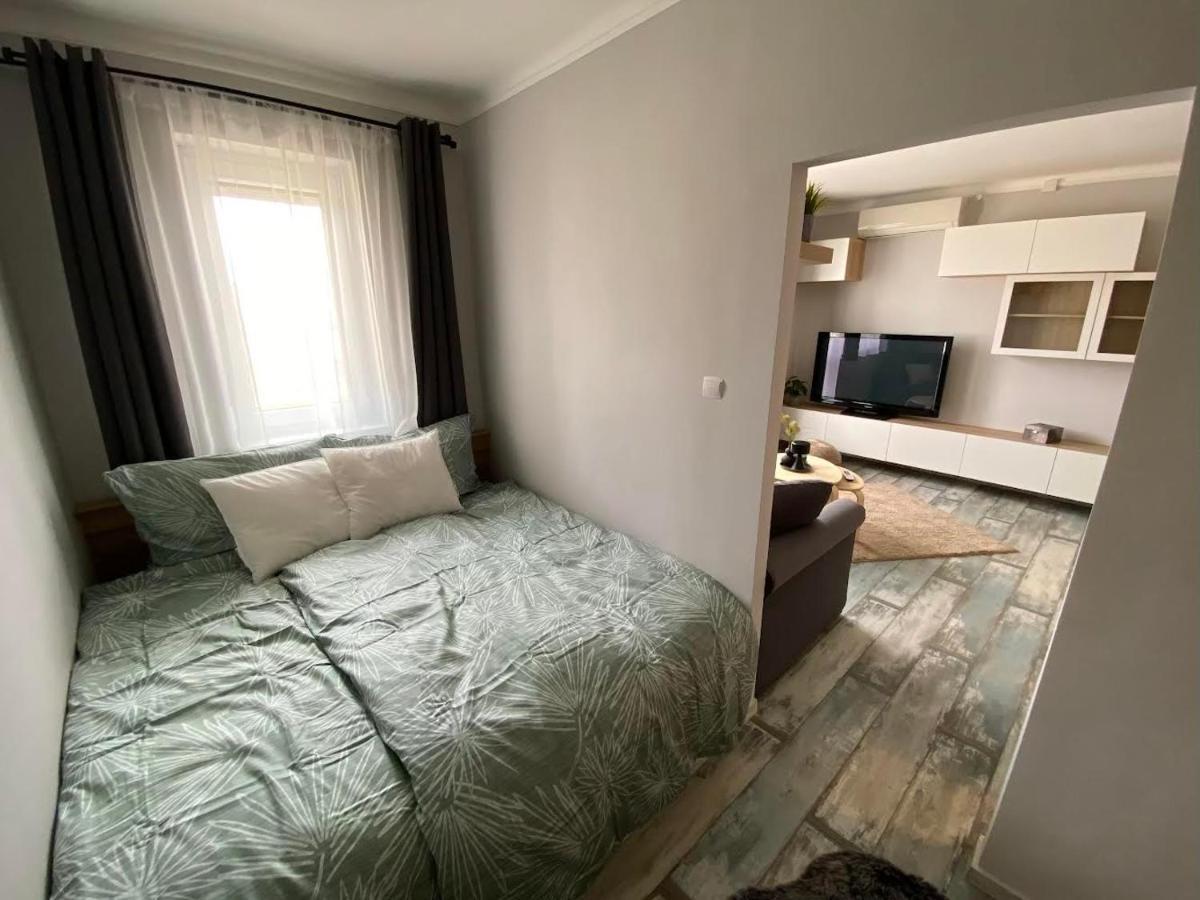 Chill Apartman Мишкольц Экстерьер фото