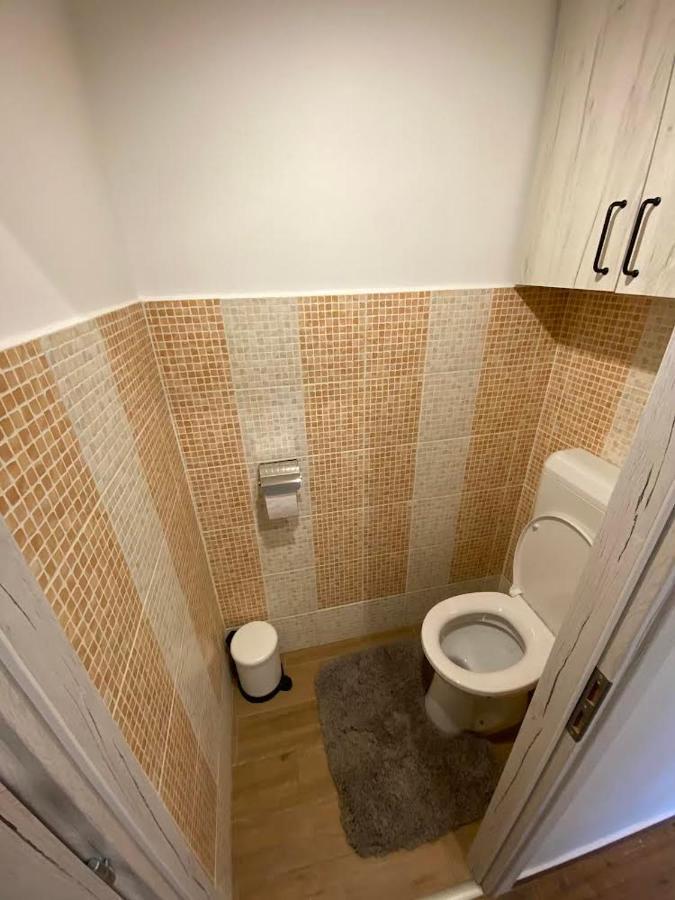 Chill Apartman Мишкольц Экстерьер фото