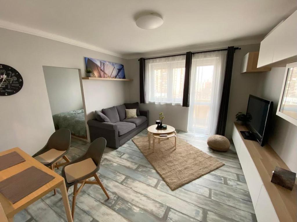 Chill Apartman Мишкольц Экстерьер фото